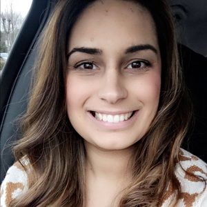 Meet your Posher, Christele